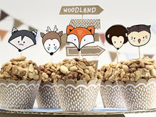 Lade das Bild in den Galerie-Viewer, Cupcake Topper Set Waldtiere
